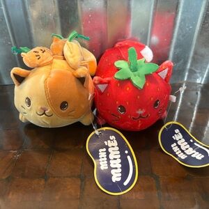 NWT Dan Dee Mini Mamés Cat Fruit Plush Scented Pumpkin Strawberry Collectible